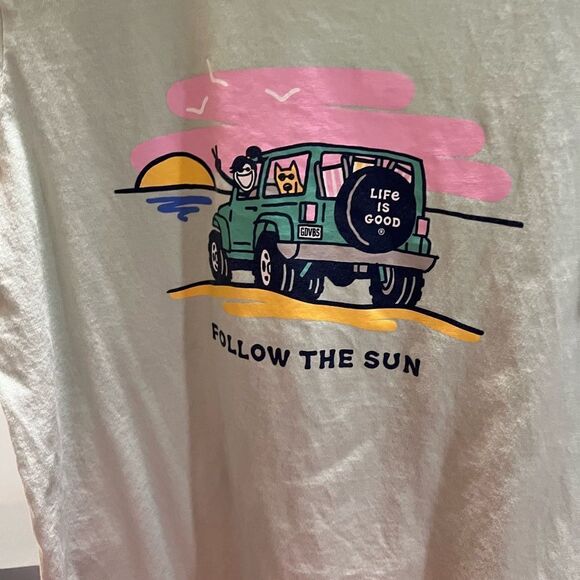 Women’s Medium Life is Good  Green & Pink Graphic Tee “ Follow The Sun” #065 - Picture 2 of 5
